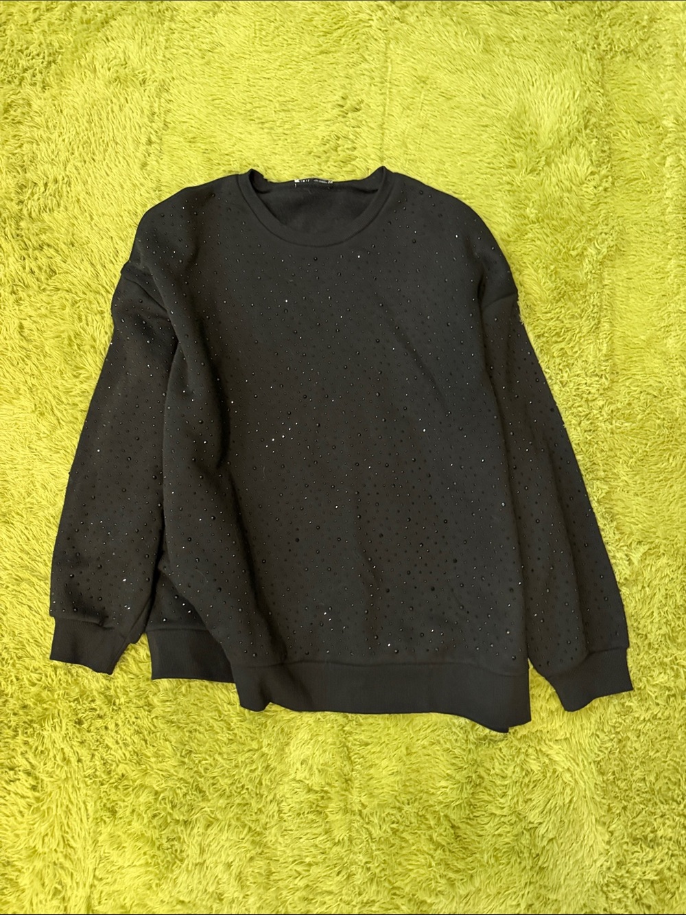 Zara Black Men's Crewneck Sweater with Subtle Studs